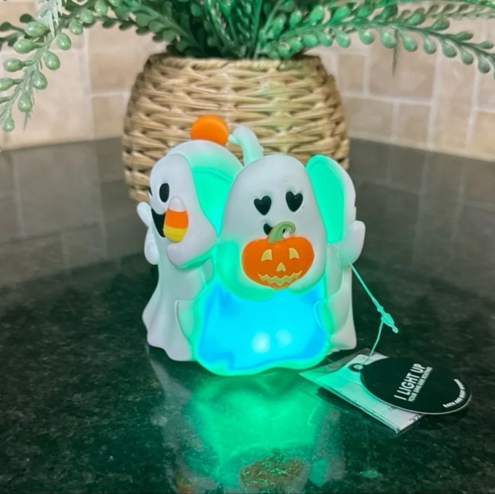 Bath Body Works Light-Up Friendly Ghosts Halloween Foaming Hand Soap Holder NEW